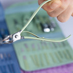 طقم العناية المتكامل للأظافر 16 قطعة