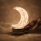 اباجورة بتصميم هلال – تحكم باللمس و3 ألوان إضاءة - شحن مجاني 🌙