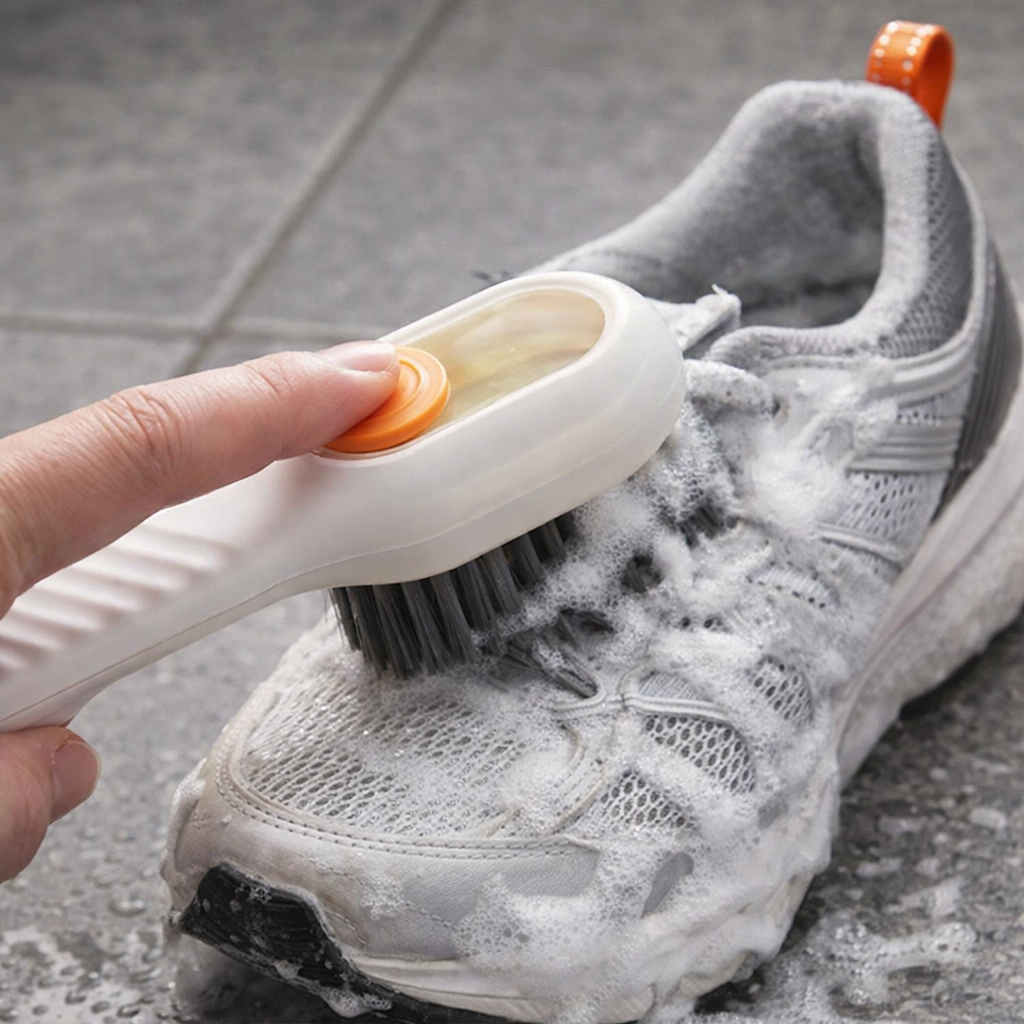 فرشاة تنظيف الأحذية والملابس " طقم 4 قطع "